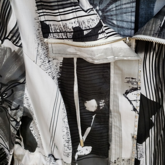 Berek Black & White Floral Jacket Large - Picture 2 of 8